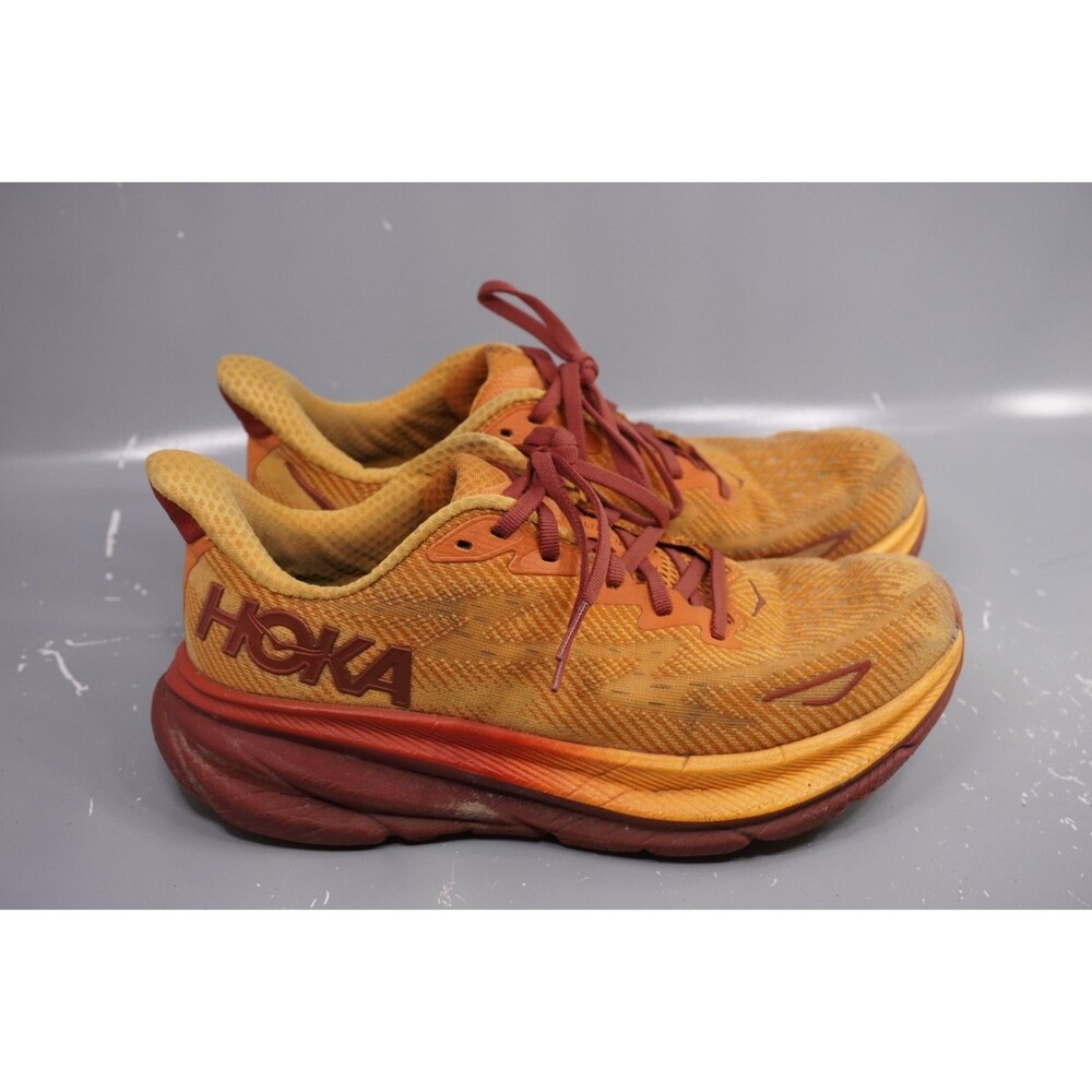 HOKA Clifton 9 Women’s Sz 8B Amber Haze Sherbet Walking Running Sneakers